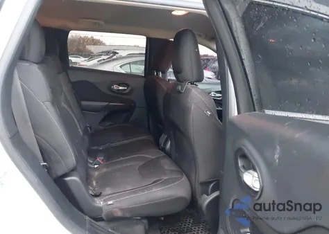 2015 Jeep Cherokee Latitude z USA, uszkodzony, nr VIN 1C4PJMCBXFW515609